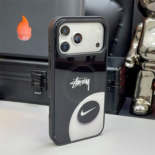 Streetwear x MagSafe iPhone Case �Street Icon Edition