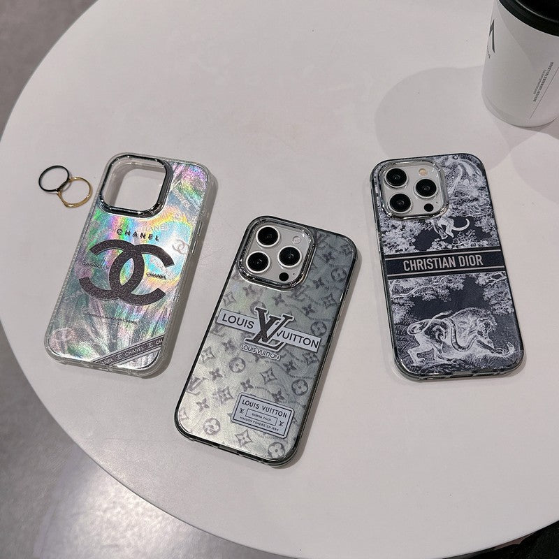 Luksusowe czarne etui na iPhone'a