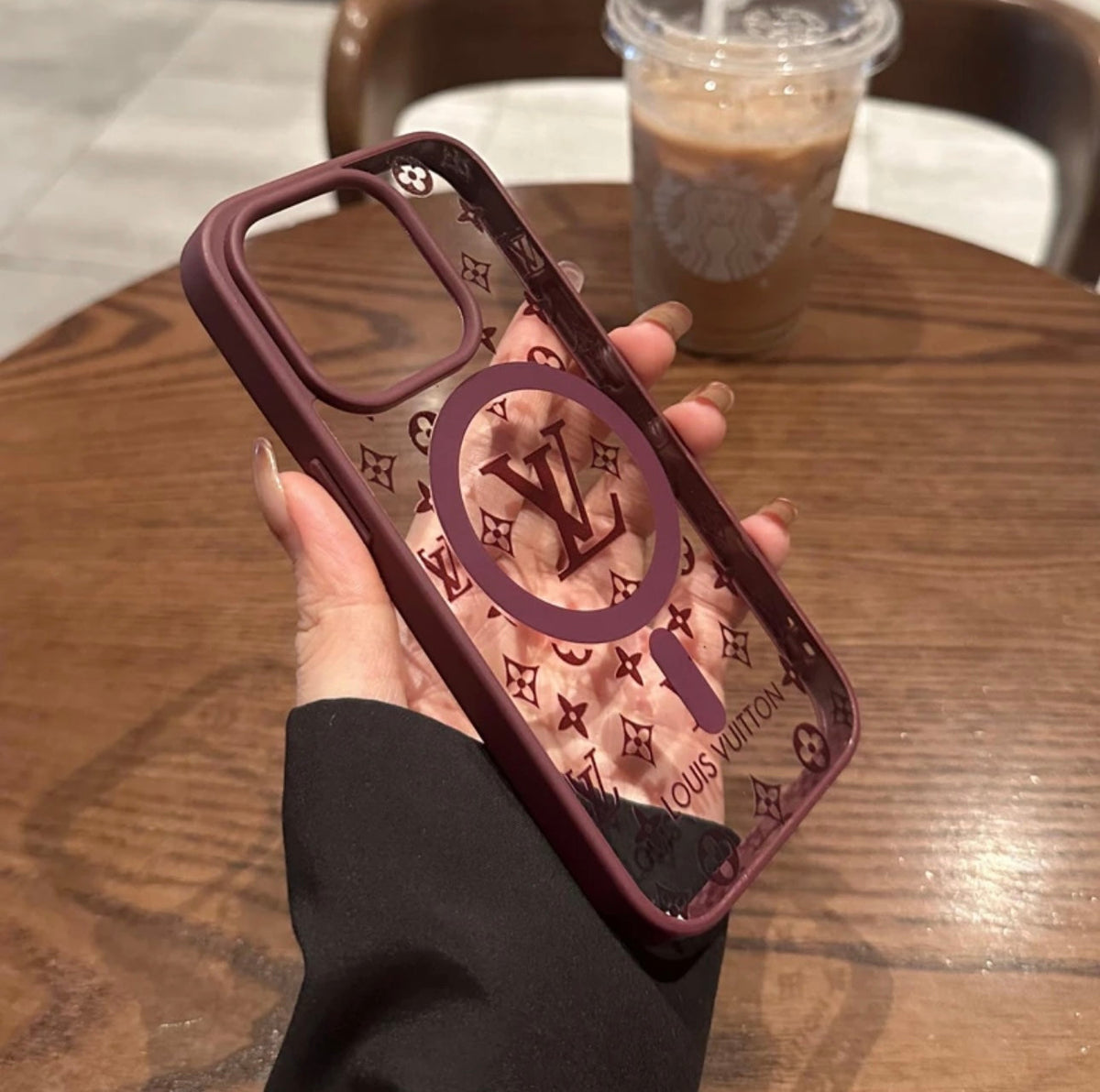JAUNS Luxury Shine x Mono iPhone vāciņš (MagSafe)
