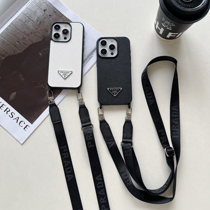 ラグジュアリーなクロスボディレザーiPhoneケース
