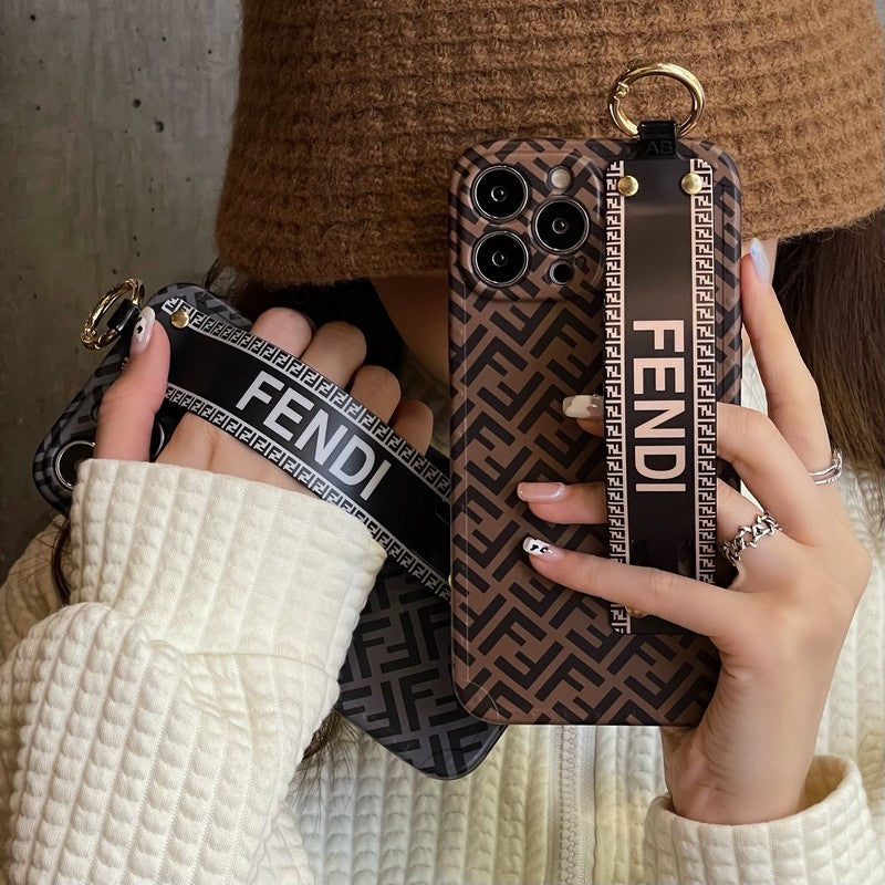 Elegantné puzdro na iPhone s náramkom