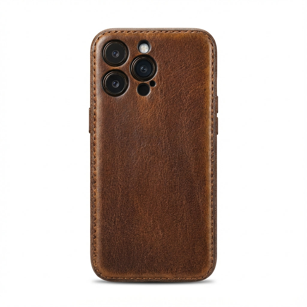 Håndlaget iPhone-deksel i grønnsaksgarvet skinn – Vintage Patina Edition
