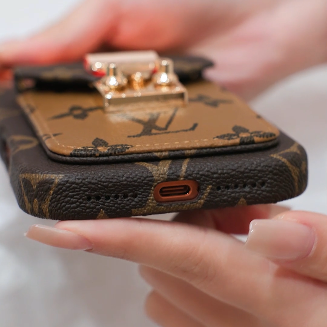 Capa para iPhone com bolso para cartão de couro com inspiração luxuosa