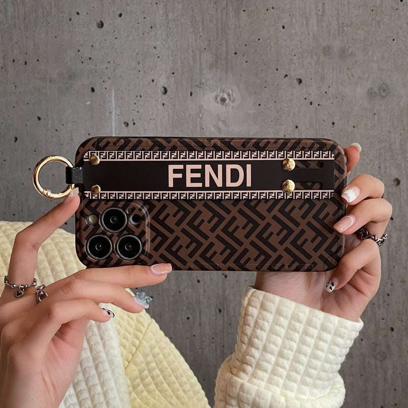 Elegantné puzdro na iPhone s náramkom
