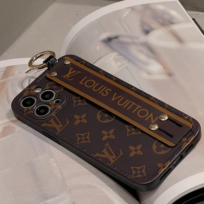 Capa luxuosa para iPhone com pulseira marrom