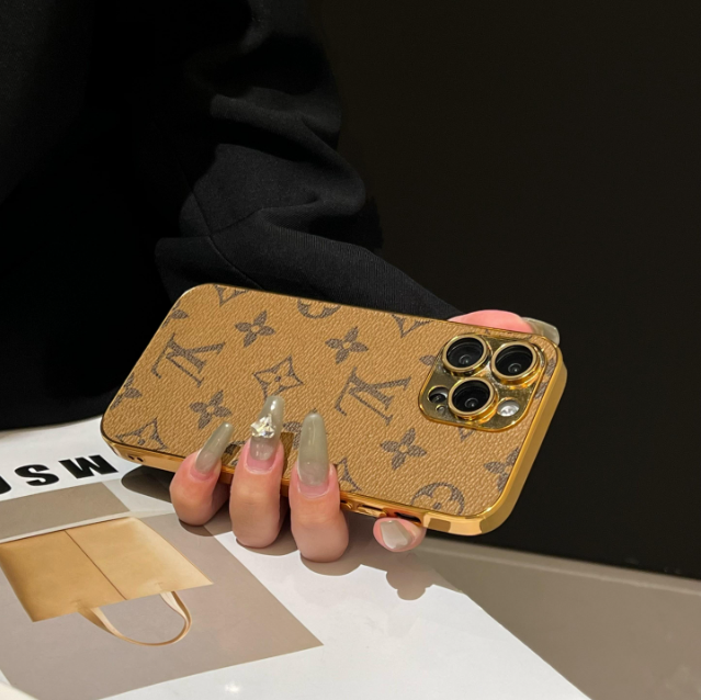 Funda clásica de lujo para iPhone con monograma y bordes dorados galvanizados