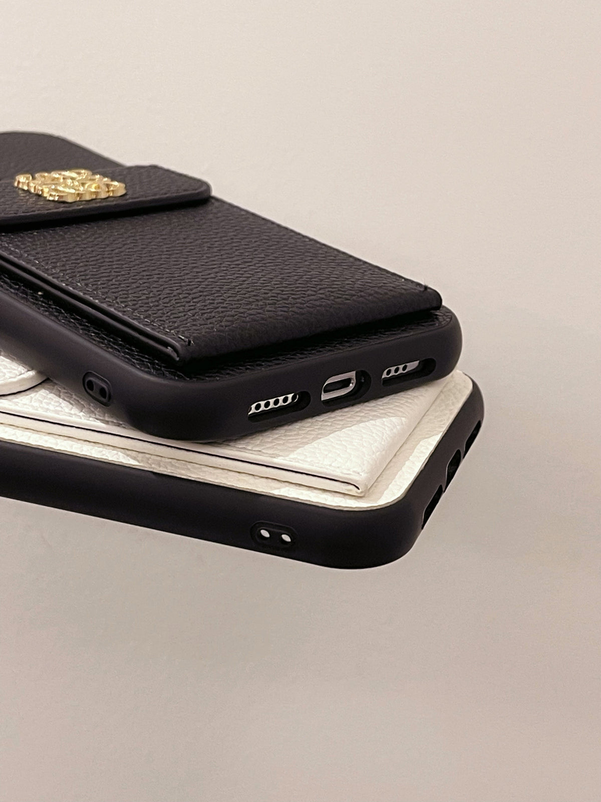 Luxe iPhone-hoesje met kaarthouder Zwart-QBK240603