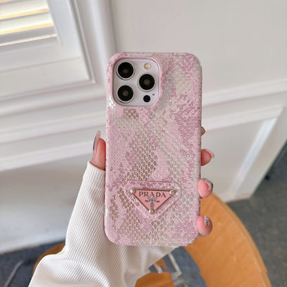 Luksusowe etui na iPhone'a w gradientowym kolorze