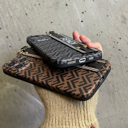 Elegantné puzdro na iPhone s náramkom