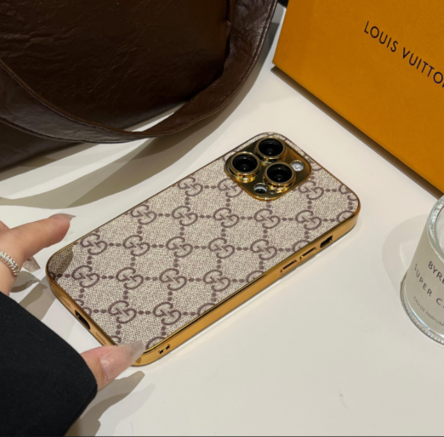 Funda clásica de lujo para iPhone con monograma y bordes dorados galvanizados