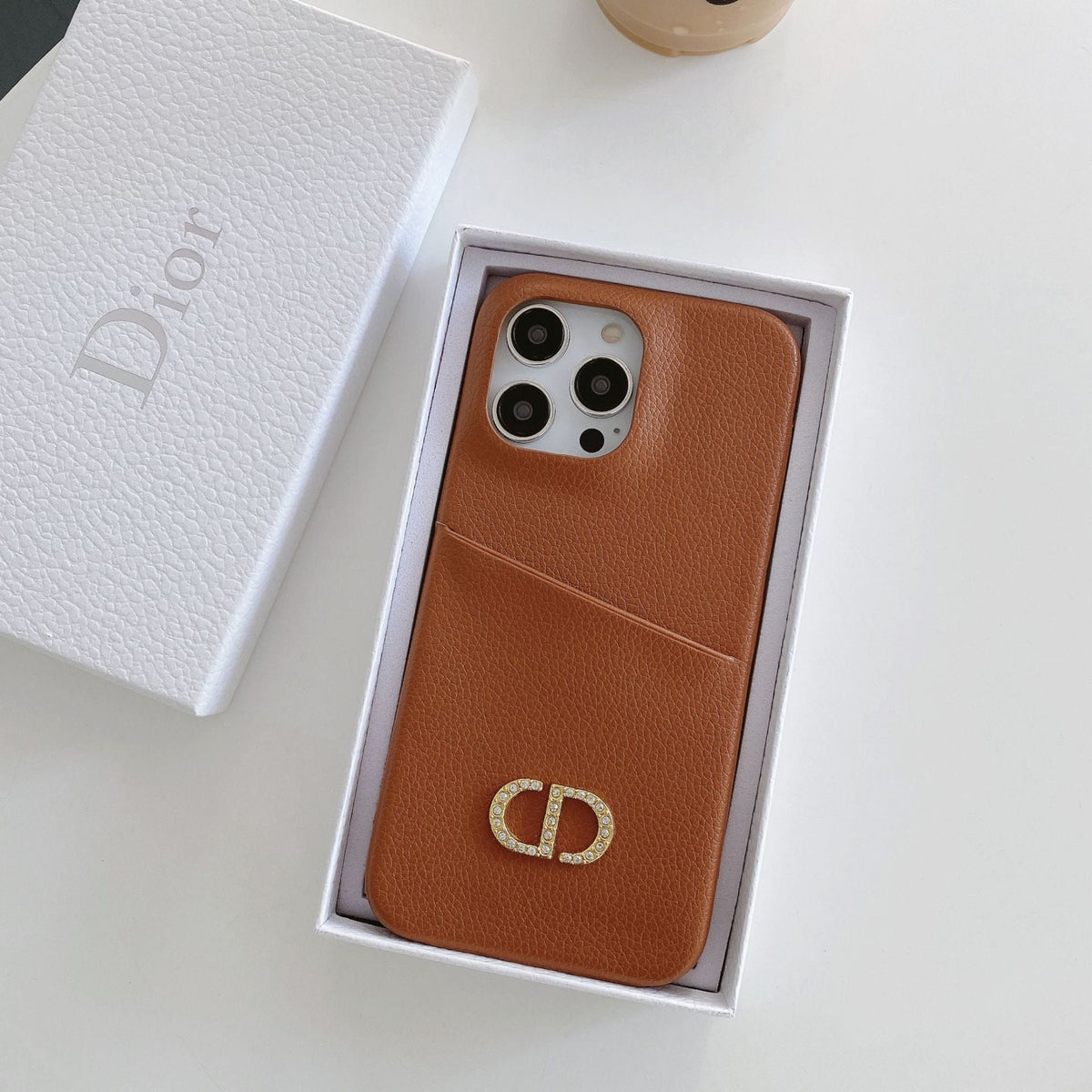 Módne kožené puzdro na iPhone