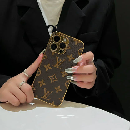 Funda clásica de lujo para iPhone con monograma y bordes dorados galvanizados