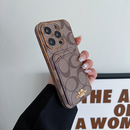 Klasyczne etui na iPhone'a z miejscem na kartę Kawowy -KB241651