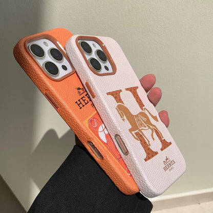 Klasické kožené puzdro na iPhone