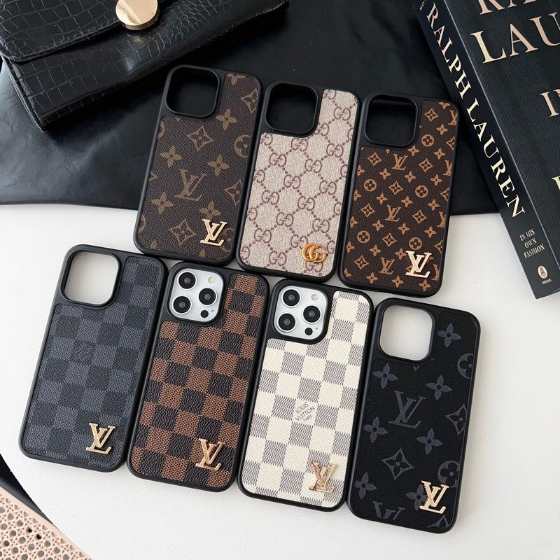Luxusné čierne a biele puzdro na iPhone