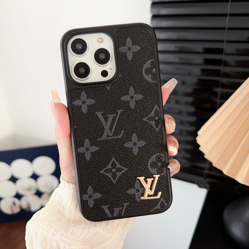 Luxusné čierne a biele puzdro na iPhone