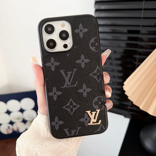 Luxusní černé a bílé pouzdro na iPhone