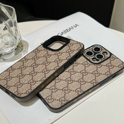 Klasyczne etui na iPhone'a klasy premium