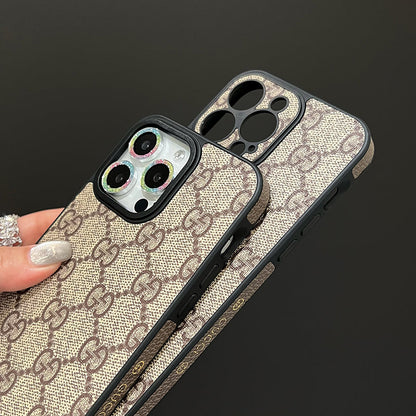 Klasyczne etui na iPhone'a klasy premium