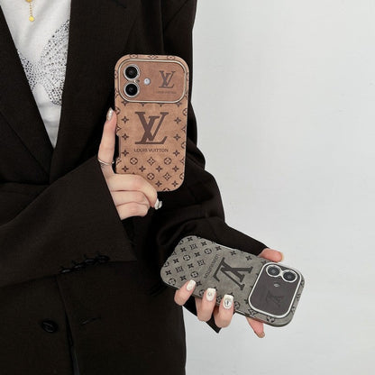Luxus barna és fekete színű bőr iPhone tok
