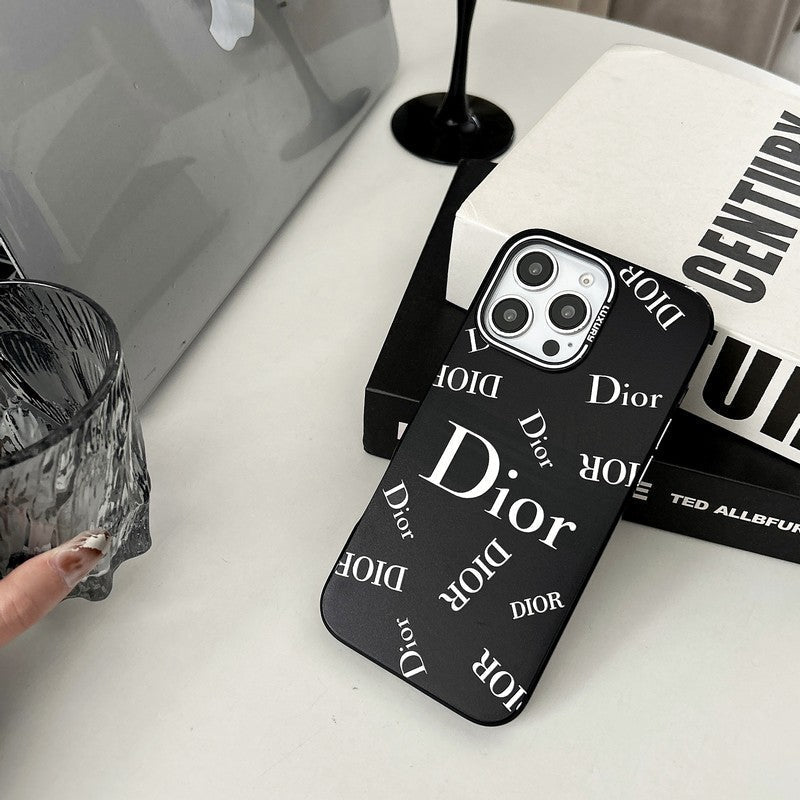 Divatos fekete iPhone tok