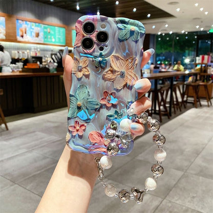 Kwiatowe etui na iPhone'a