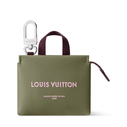 ✨ Small in Size, Big on Style Keychain Bag